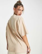 Adidas Originals essentials t-shirt in beige - Image 2