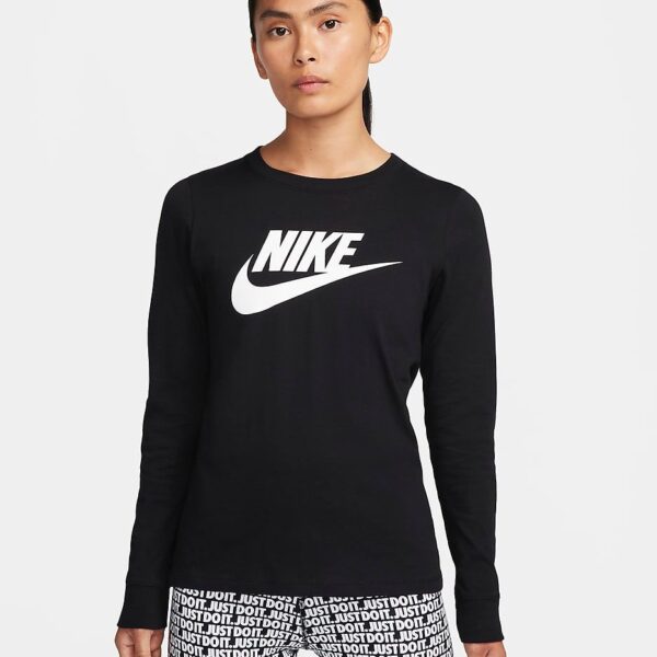 Nike Essential Long Sleeve Tee