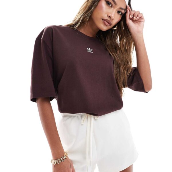 Adidas Originals essentials boyfriend t-shirt in shadow brown
