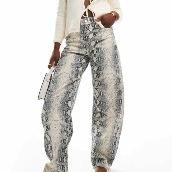 Bershka Petite Ballon jeans in snakeskin print