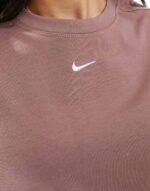 Essential swoosh t-shirt in purple - Image 2
