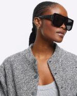 Oversized Visor Sunglasses in Black - Image 2