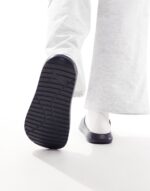Puma lite Sliders in Navy - Image 3