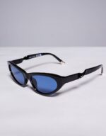 Slim Cate ye Sunglasses in Black - Image 2