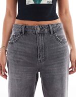 Stradivarius Baggy Low Waist Jeans - Image 4