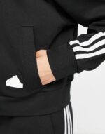 Sportswear future icons 3 stripes hoodie in black - Image 4