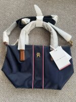 Logo Crossbody Bag in Navy - Image 2