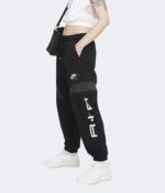 Nike Air oversized joggers in black - Image 3