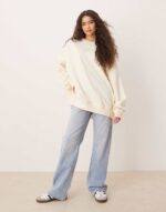 Logo Oversized Sweatshirt in Cream - Image 4