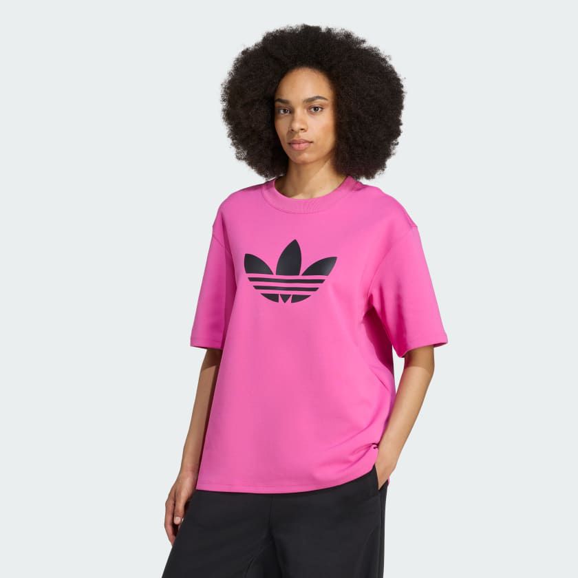 WhatsApp Image 2026-04-28 at 2.57.36 PMkk ADICOLOR SPACER OVERSIZED TREFOIL TEE - Image 1