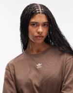 Trefoil Essentials boyfriend t-shirt in khaki - Image 2