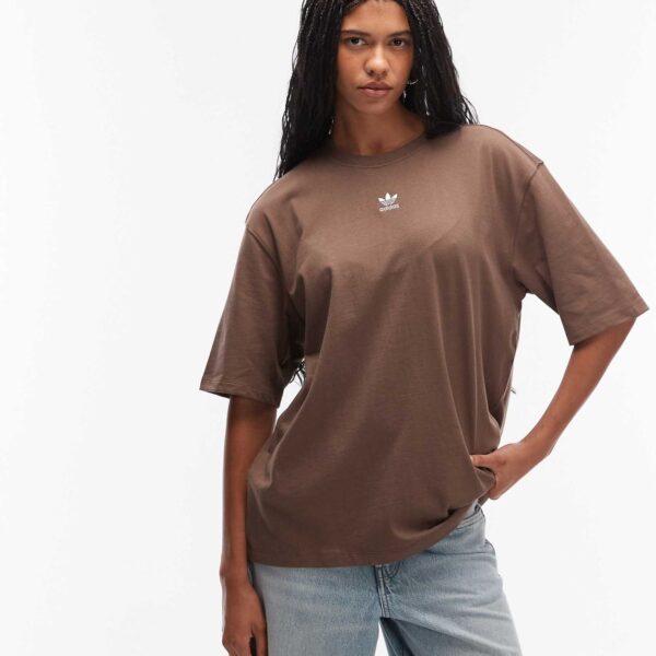 Trefoil Essentials boyfriend t-shirt in khaki