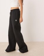 Logo Wide  Leg Fleece Pants - Image 2